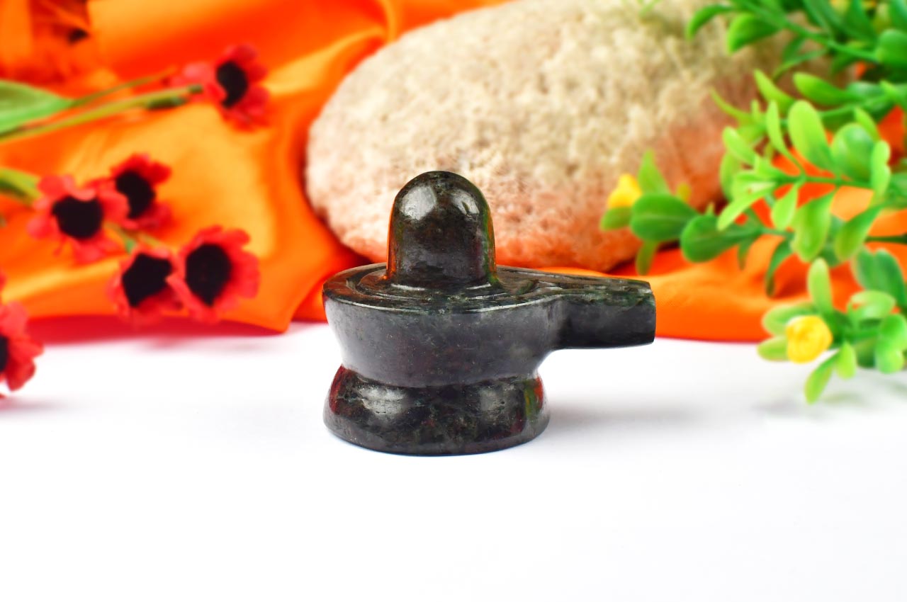 Iolite Shivling - 114 gms