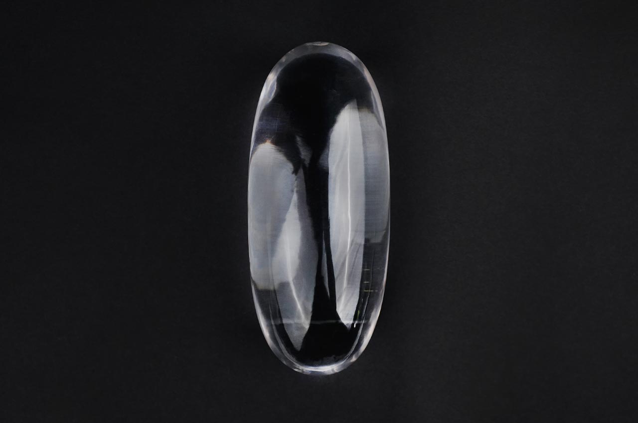 Sphatik lingam 812 gms