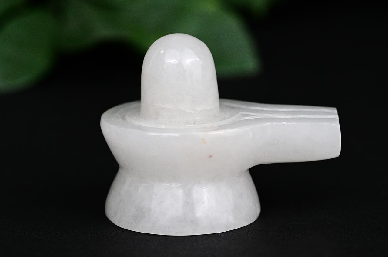 Snow Quartz Shivling - 104 gms