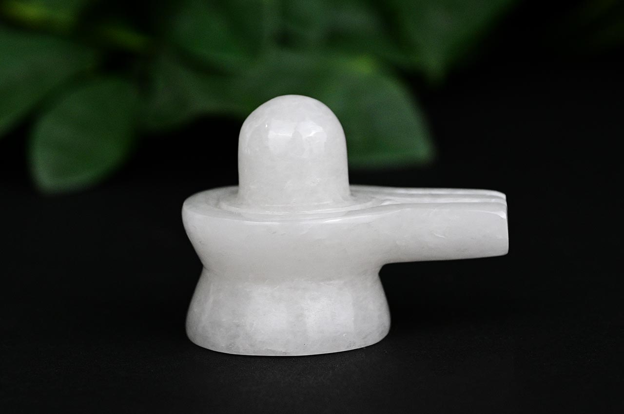 Snow Quartz Shivling - 94 gms