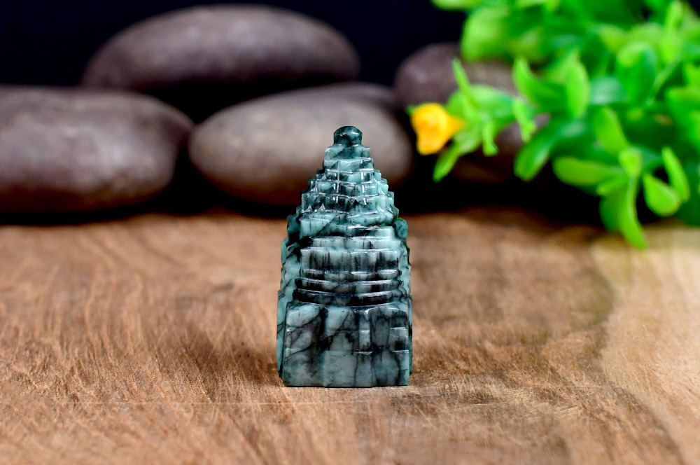 Emerald Shree Yantra -135 Carats