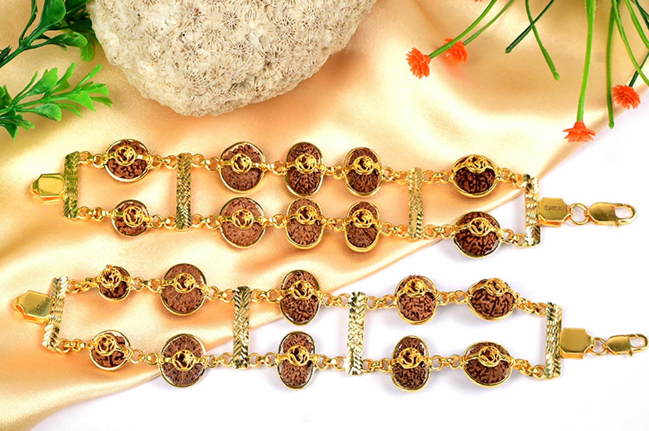 Indrakshi Bracelet in Gold Java double Line