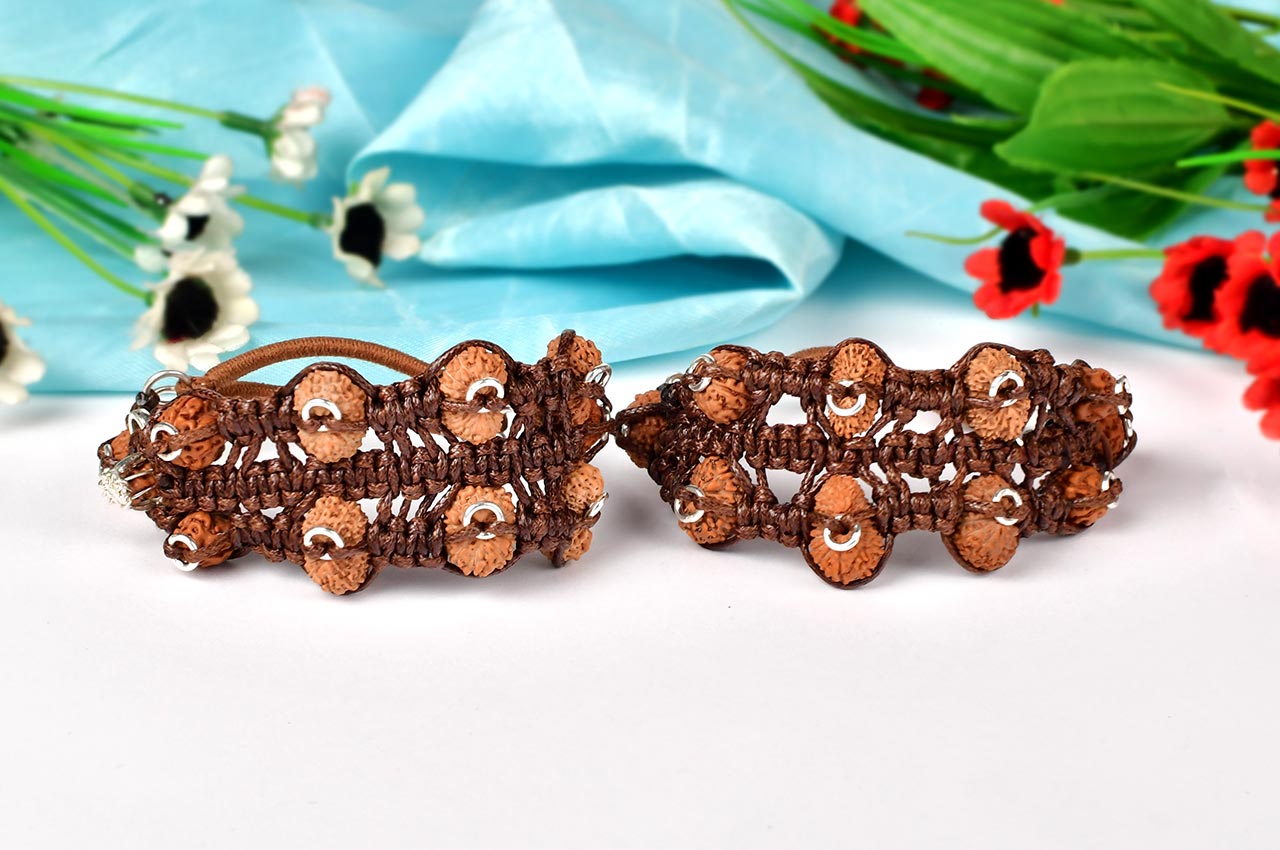 Indrakshi Bracelet Java in Thread