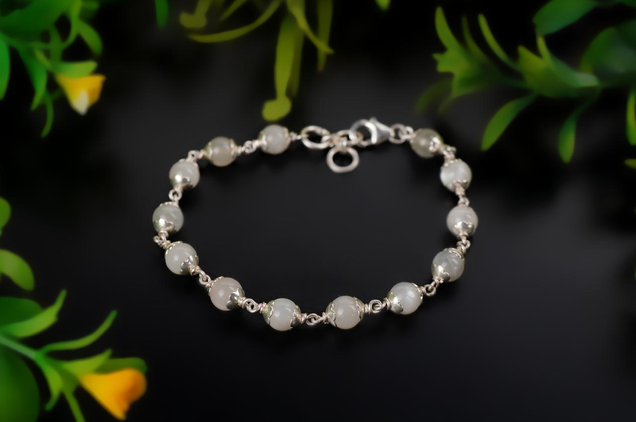Moonstone Silver Flower Caps Bracelet