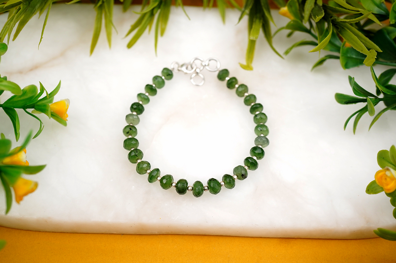 Serpentine Faceted Silver Balls Bracelet