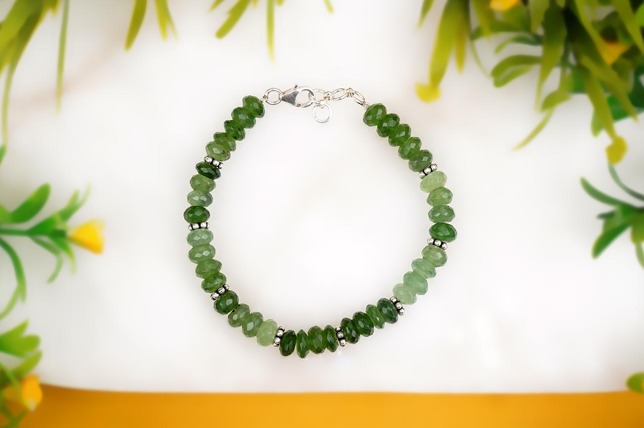 Serpentine Button Shape Faceted Silver Chakri Bracelet