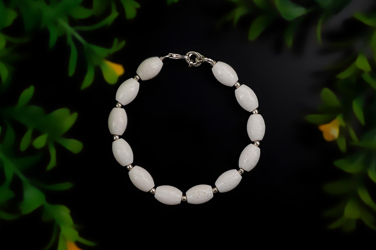 White Coral Drum Shape Silver Balls Bracelet