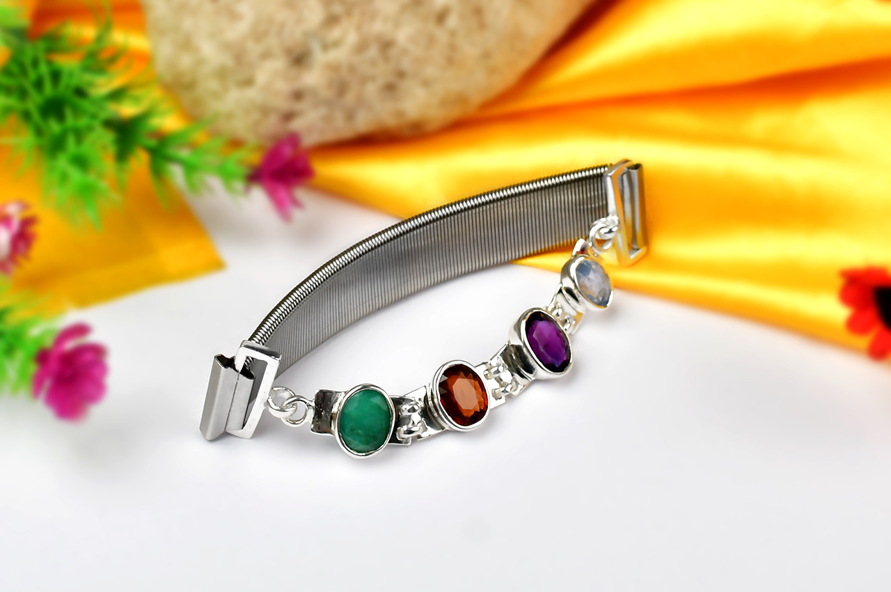 Mahalaxmi Ratna Kavacham - Metallic