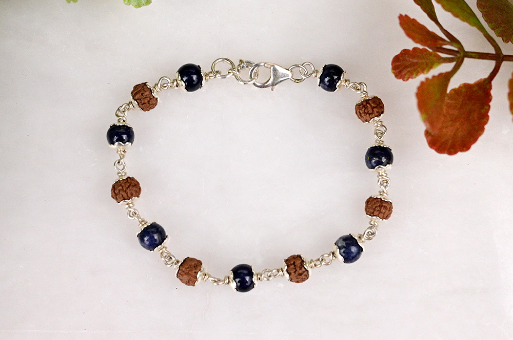 Blue Sapphire & Rudraksha 925 Silver Flower Caps Bracelet