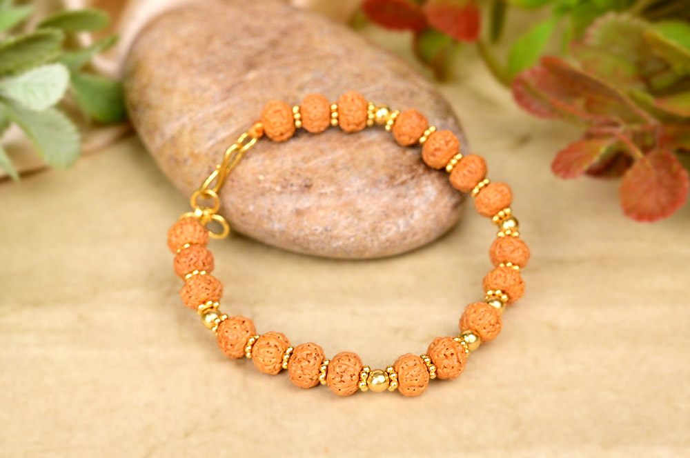 Guru Rudraksha 22k Gold Chakri and Spacers Bracelet