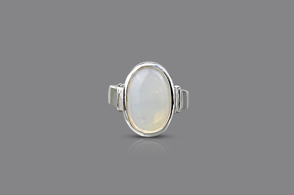Opal Ring in Pure Silver - 6 Carat