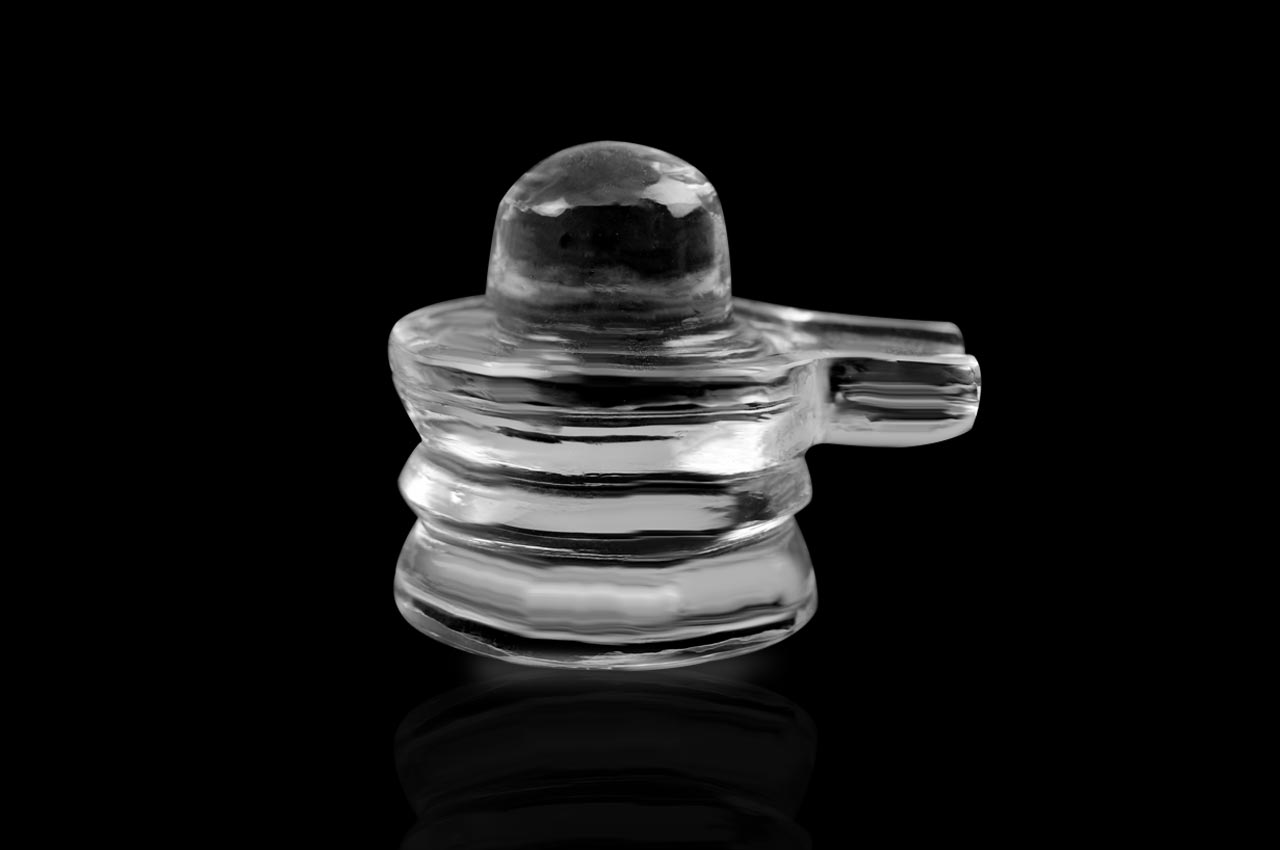 Sphatik Shivlingam 84 gms ll