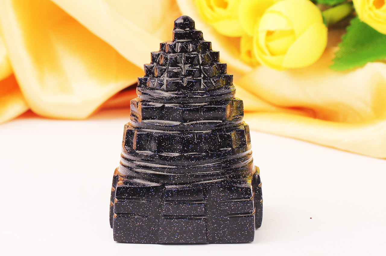 Shree Yantra in Blue Sun Stone-91 gms