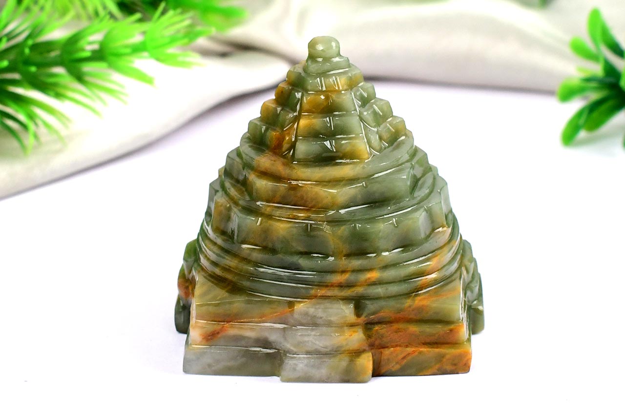 Shree Yantra in Cats Eye-87 gms-1