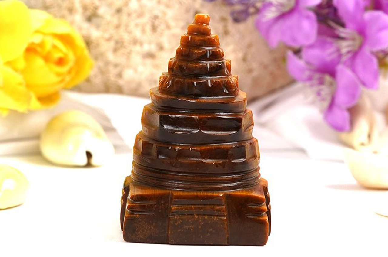 Shree Yantra in Tiger Eye Stone-62 gms