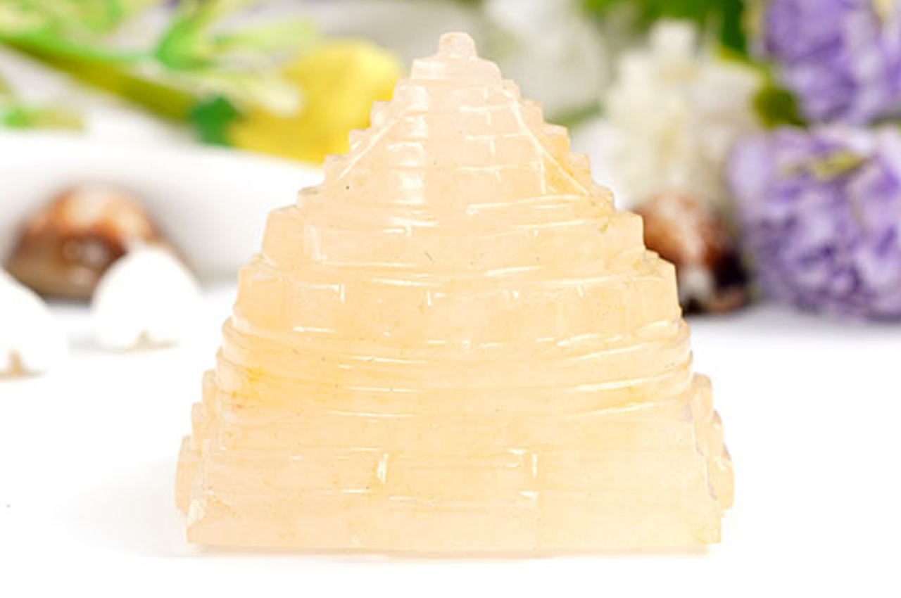 Yellow Jade Shree Yantra-149 gms