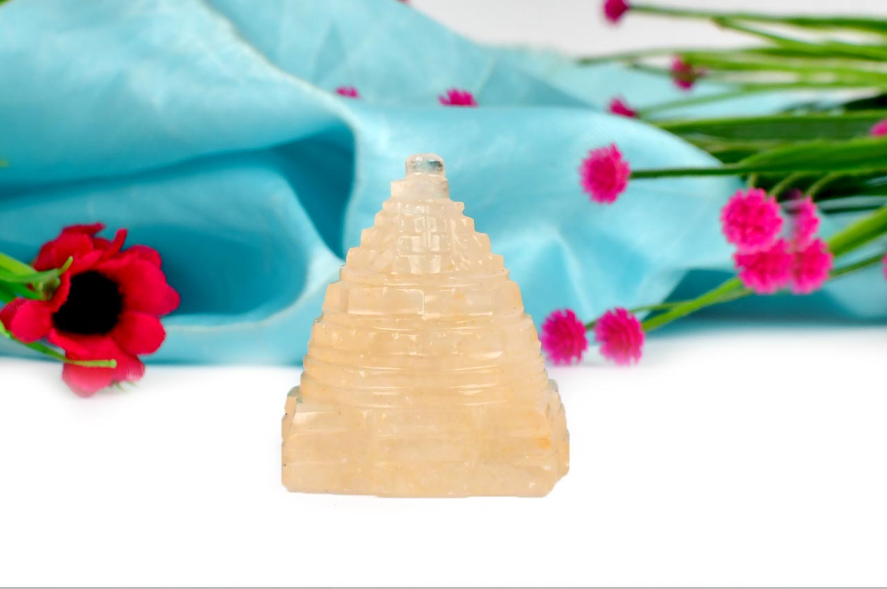 Yellow Jade Shree Yantra-45 gms
