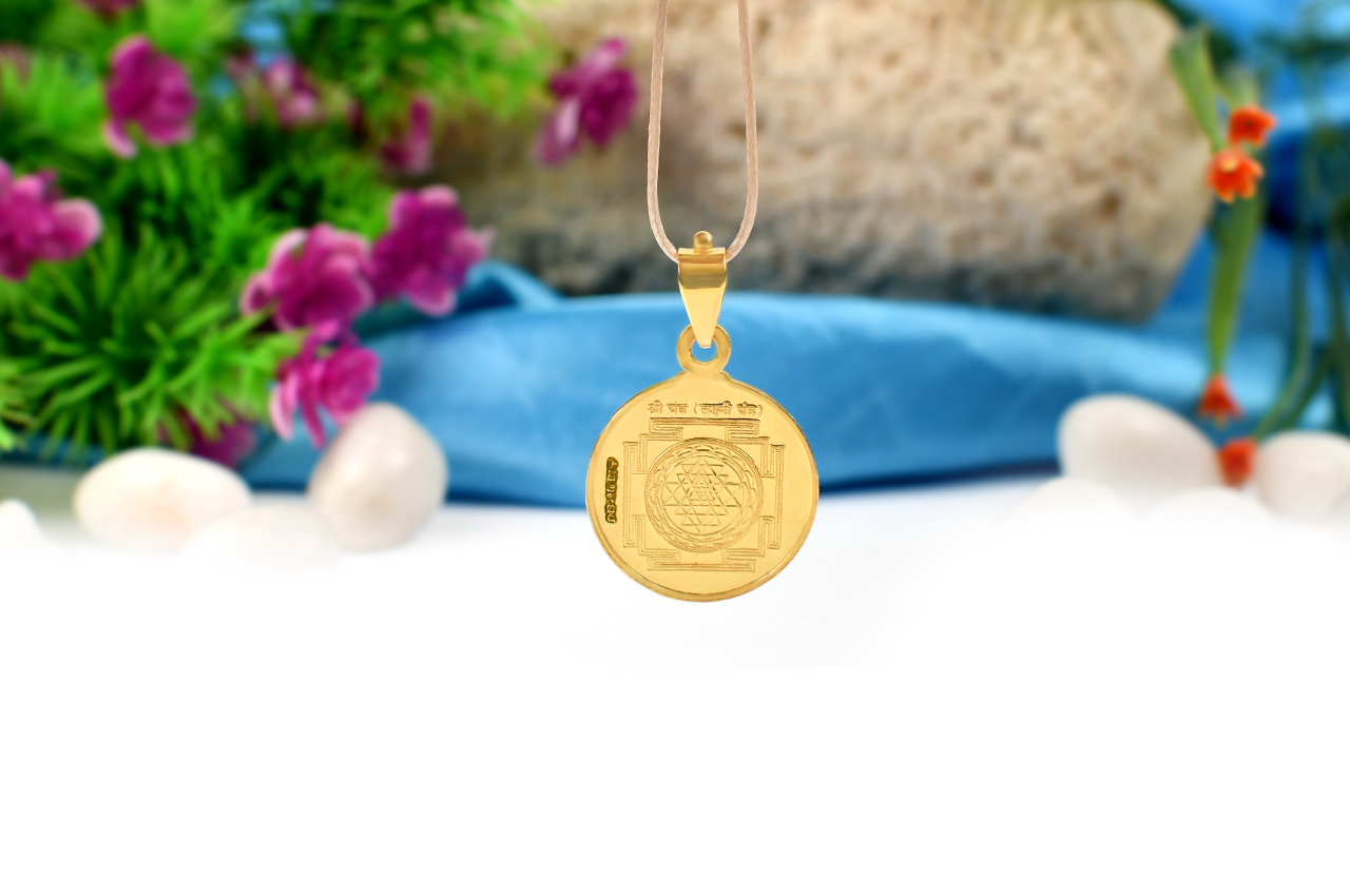 Shree Yantra in 22 ct Pure Gold
