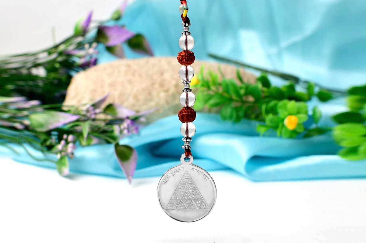 Hanging Vaahan Durghatna Nashak Yantra - Silver