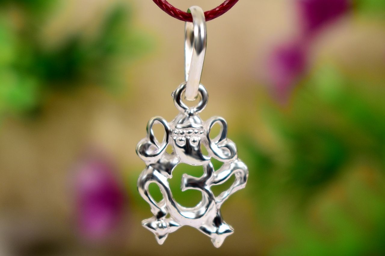 Ganesha in OM I