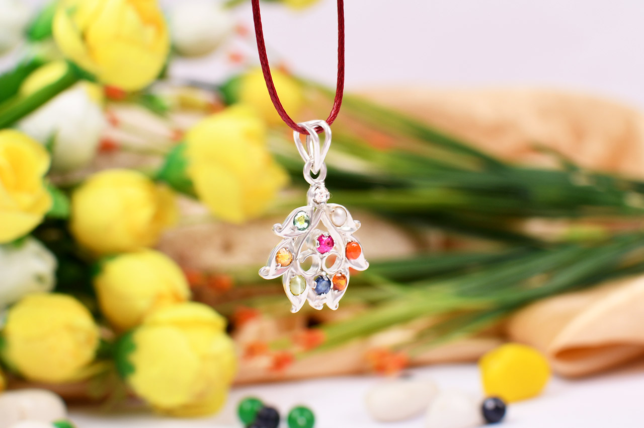 Navratna Pendent - Design I