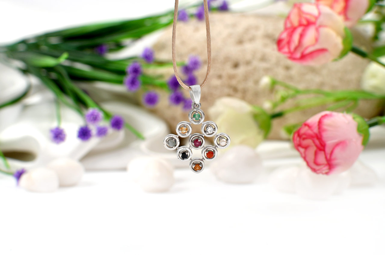 Navratna Pendent-Design VII