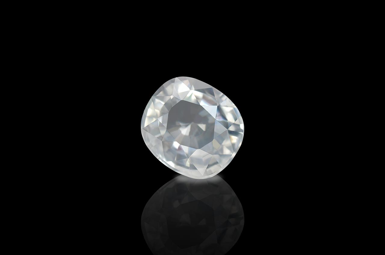 White Zircon - 3 to 4 Carats - Cushion