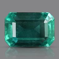 Emerald 2.76 carats Zambian
