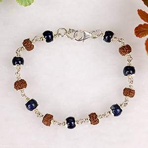 Blue Sapphire & Rudraksha 925 Silver Flower Caps Bracelet
