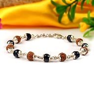 Rudraksha & Faceted Blue Sapphire 925 Silver Flower Caps Bracelet