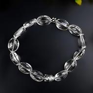 Oval Sphatik Bracelet in Elastic